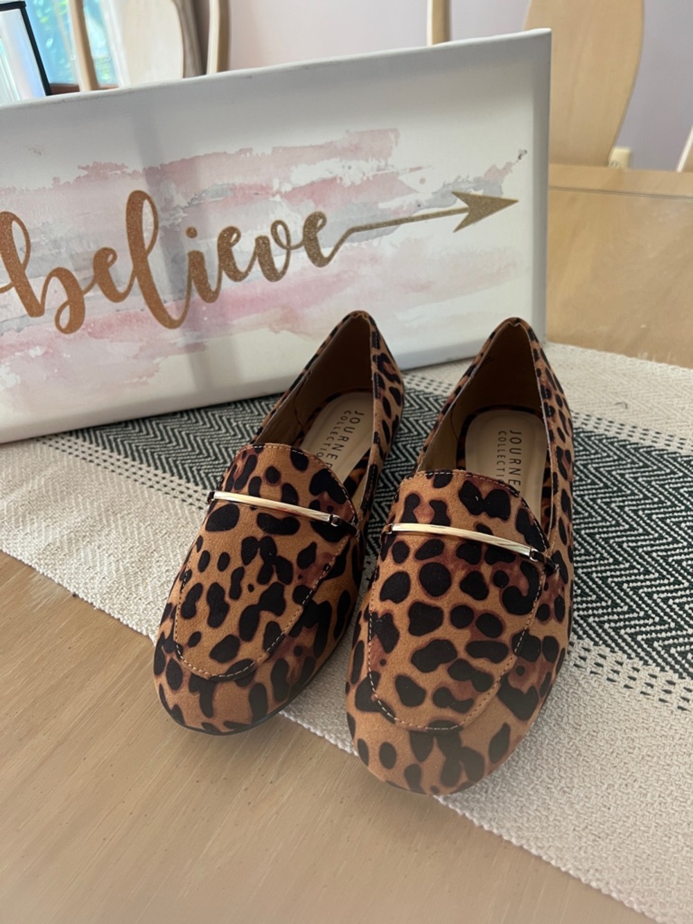 Journee Collection Leopard Slip On - Picture 2 of 7